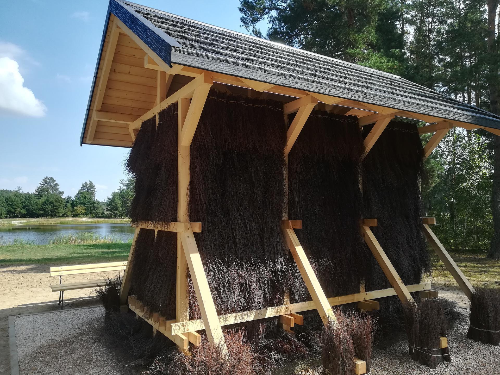 Tężnia solankowa w Adamowie.